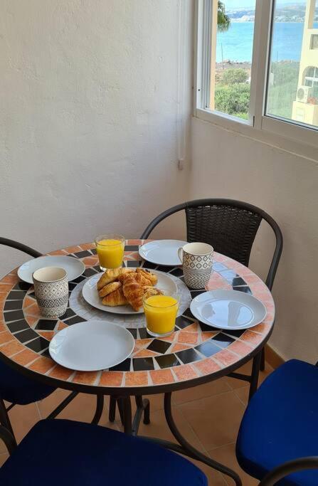 Estepona Port Beachside Apartment - Marina Bay מראה חיצוני תמונה